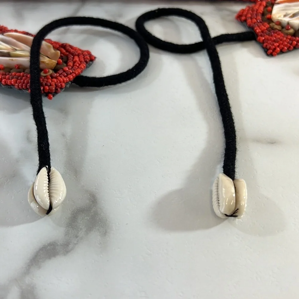 Vintage Coral Shell Beaded Belt Womens Size OS Large‎ Red Black African Mexican